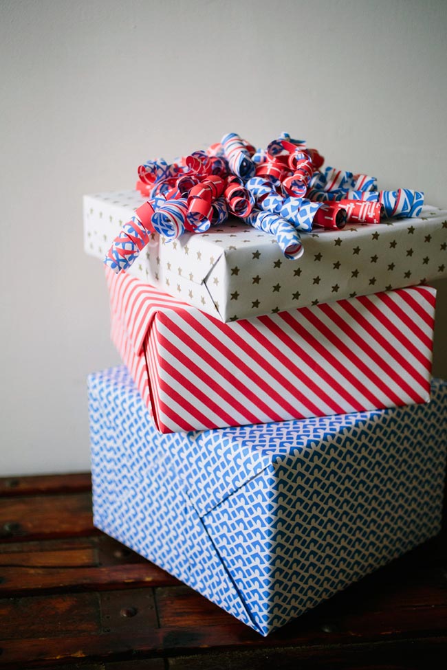 4th of July inspired gift wrap from Smock